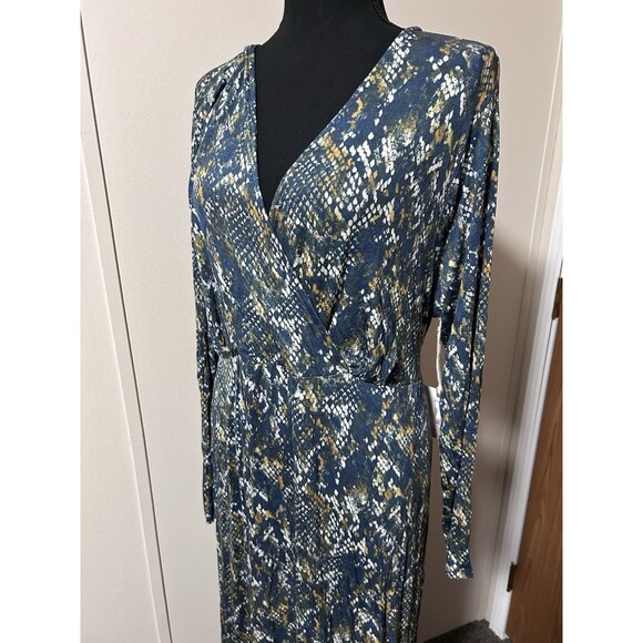 New Jessica Simpson Women's 2XL Green Faux Snake Print Maternity Long Dress Maxi - Picture 2 of 7